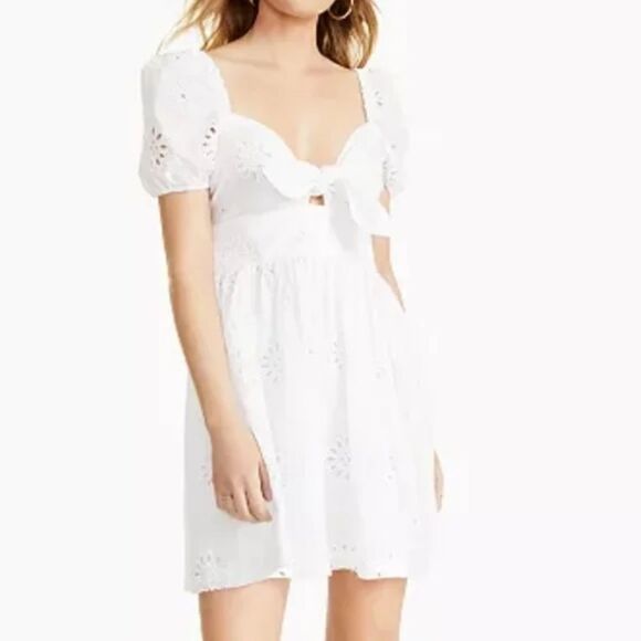 BAR III Eyelet Puff-Sleeve Mini Dress size 4 - Picture 1 of 4